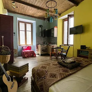 Famme Sta Cuiete Centro Napoli